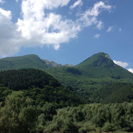 Appartamento Del Lago Villetta Barrea Exterior photo